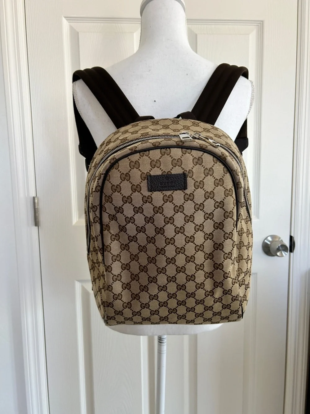 Gucci GG Canvas Backpack - Picture 3 of 16
